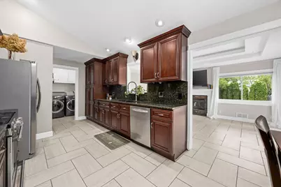 508 Landmeier Road, Elk Grove Village, IL 60007 - Photo 9