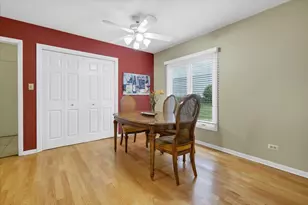 1525 Mayfield Ln, Hoffman Estates, IL 60169 - Photo 7
