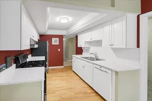 1525 Mayfield Ln, Hoffman Estates, IL 60169 - Photo 11
