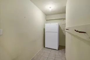 1525 Mayfield Ln, Hoffman Estates, IL 60169 - Photo 21