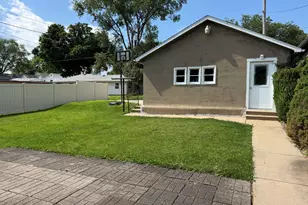 304 E Minnesota St, Spring Valley, IL 61362 - Photo 3