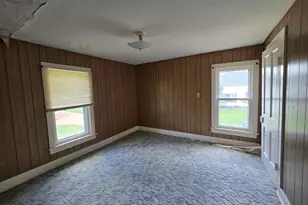402 W Dixon St, Polo, IL 61064 - Photo 11