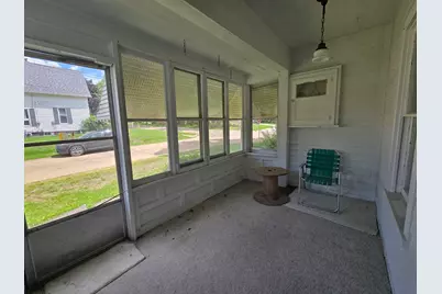 402 W Dixon Street, Polo, IL 61064 - Photo 5