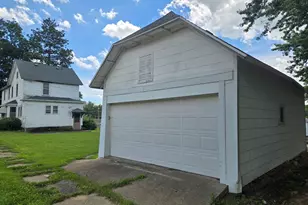 402 W Dixon St, Polo, IL 61064 - Photo 3