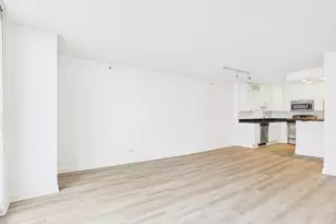 10 E Ontario St, Chicago, IL 60611 - Photo 13
