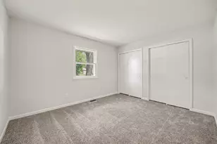 4802 Frank Dr, Shorewood, IL 60404 - Photo 9