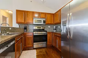 4482 Timber Ridge Ct, Joliet, IL 60431 - Photo 7