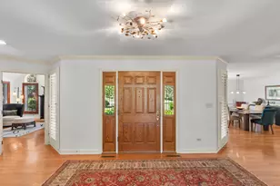 18 S Wynstone Dr, North Barrington, IL 60010 - Photo 7
