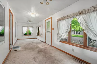 303 E Wilson Street, Monticello, IL 61856 - Photo 11