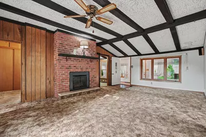 303 E Wilson Street, Monticello, IL 61856 - Photo 15