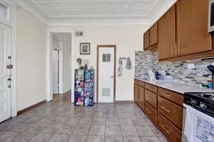 1406 W Flournoy St, Chicago, IL 60607 - Photo 11