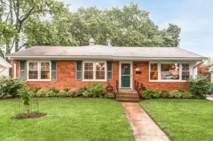 528 Ames St, Libertyville, IL 60048 - Photo 1