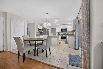 2 Scenic Point, Bloomington, IL 61701 - Photo 11