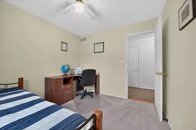 2 Scenic Point, Bloomington, IL 61701 - Photo 27