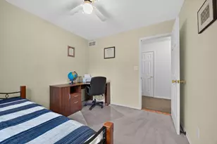 2 Scenic Point, Bloomington, IL 61701 - Photo 27