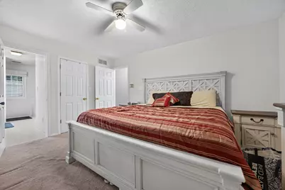2 Scenic Point, Bloomington, IL 61701 - Photo 29