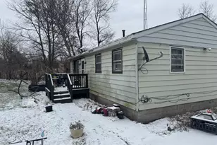 17336 E 4750S Rd, Pembroke Twp, IL 60958 - Photo 3