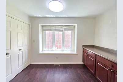 4129 Florence Way, Glenview, IL 60025 - Photo 9