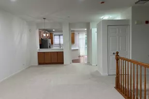 613 Prestwick Ln, Wheeling, IL 60090 - Photo 11