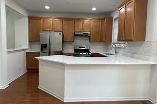 613 Prestwick Ln, Wheeling, IL 60090 - Photo 13