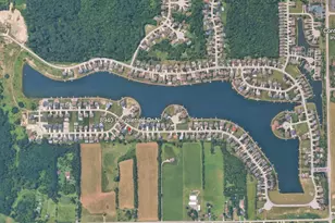 8940 Doubletree Dr N, Crown Point, IN 46307 - Photo 29