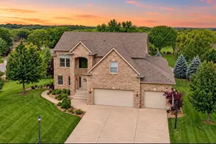 8940 Doubletree Dr N, Crown Point, IN 46307 - Photo 1