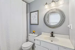 1114 Country Glen Ln, Carol Stream, IL 60188 - Photo 13