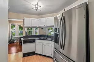 1114 Country Glen Ln, Carol Stream, IL 60188 - Photo 11