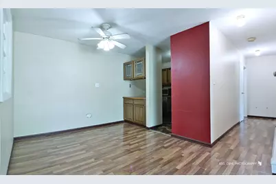 665 Grove Drive #209, Buffalo Grove, IL 60089 - Photo 5