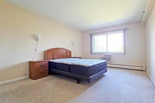 1 Villa Verde Dr, Buffalo Grove, IL 60089 - Photo 9