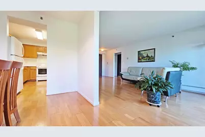 1 Villa Verde Drive #305, Buffalo Grove, IL 60089 - Photo 5