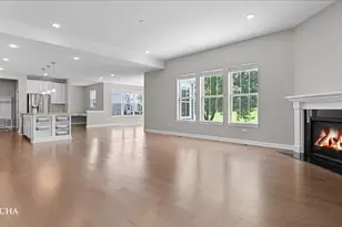 4335 Little Leaf Rd, Naperville, IL 60564 - Photo 13