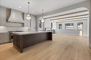 1841 W Newport Ave, Chicago, IL 60657 - Photo 11
