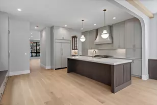 1841 W Newport Ave, Chicago, IL 60657 - Photo 19