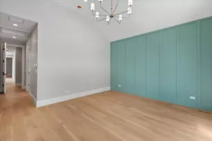 1841 W Newport Ave, Chicago, IL 60657 - Photo 29