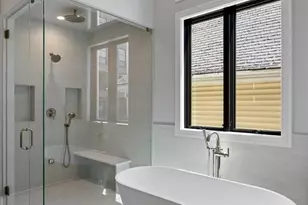 1841 W Newport Ave, Chicago, IL 60657 - Photo 33