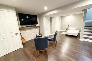 249 W Norwell Ln, Round Lake, IL 60073 - Photo 15