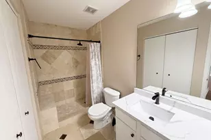 249 W Norwell Ln, Round Lake, IL 60073 - Photo 13