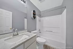 1320 Jenna Dr, South Elgin, IL 60177 - Photo 15