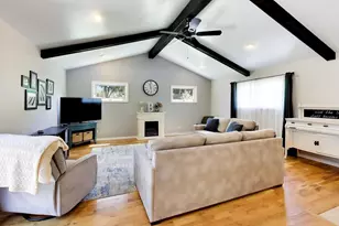 1611 N Fernandez Ave, Arlington Heights, IL 60004 - Photo 7