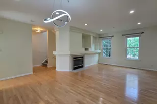 2631 N Greenwood Ave, Arlington Heights, IL 60004 - Photo 5