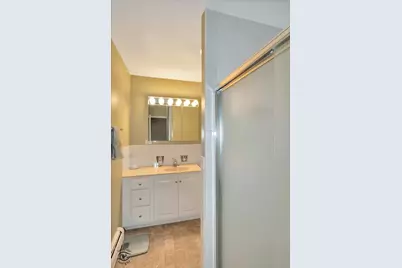 3915 Saratoga Avenue #H117, Downers Grove, IL 60515 - Photo 15
