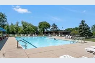3915 Saratoga Avenue #H117, Downers Grove, IL 60515 - Photo 29