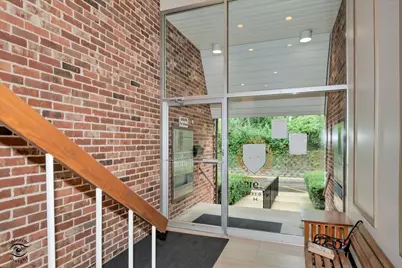3915 Saratoga Avenue #H117, Downers Grove, IL 60515 - Photo 3