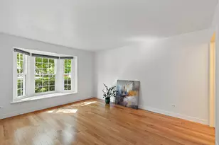 2870 Meadow Ln, Schaumburg, IL 60193 - Photo 13