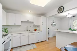 2870 Meadow Ln, Schaumburg, IL 60193 - Photo 11