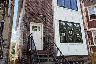 640 N Trumbull Ave, Chicago, IL 60624 - Photo 1