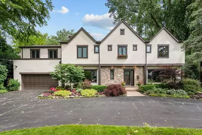 1347 Sunview Lane, Winnetka, IL 60093 - Photo 1