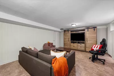 1347 Sunview Lane, Winnetka, IL 60093 - Photo 25