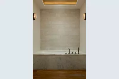 353 W Belden Avenue, Chicago, IL 60614 - Photo 15